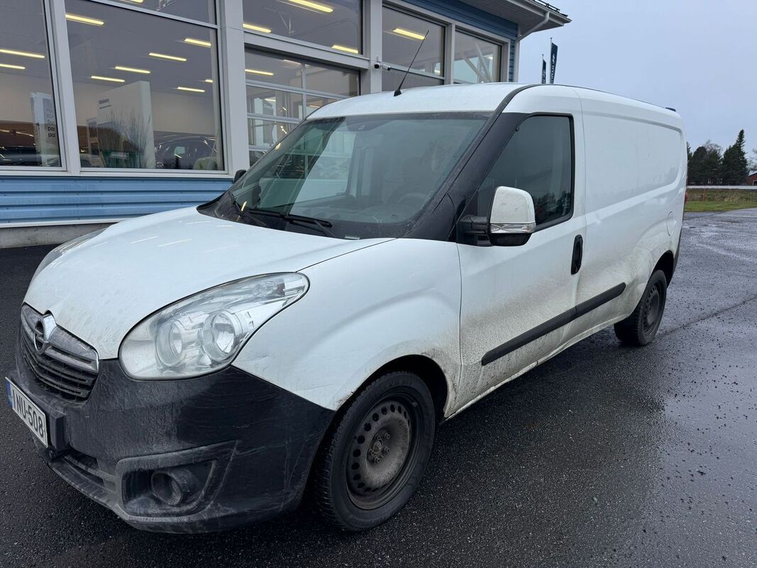 Opel Combo Van L2H1 1,3 CDTI Start/Stop 70kW MT5 (XIAE), vm. 2017, 181 tkm (1 / 2)