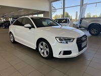 Audi A3 Sedan First Edition Business Sport 1,4 TFSI COD 110 kW ultra S tronic, vm. 2017, 86 tkm (3 / 11)