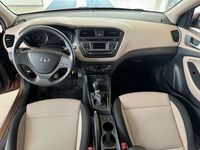 Hyundai I20 1,2 5MT ISG Classic, vm. 2016, 17 tkm (6 / 7)