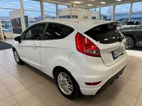 Ford Fiesta Van 1,6 TDCi 95hv SportVan M5, vm. 2011, 195 tkm (2 / 6)