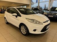 Ford Fiesta Van 1,6 TDCi 95hv SportVan M5, vm. 2011, 195 tkm (3 / 6)