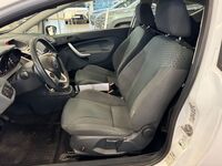 Ford Fiesta Van 1,6 TDCi 95hv SportVan M5, vm. 2011, 195 tkm (6 / 6)