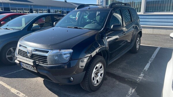 Dacia Duster 4wd 1,5 dCi 109hv 6MT Laureate, vm. 2011, 326 tkm