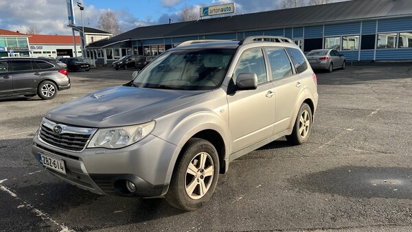 Subaru Forester 2,0 X 4R AT, vm. 2008, 306 tkm